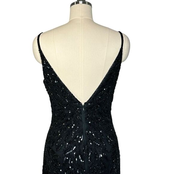 Mac Duggal 5107 Black Sequin Beaded Leaf Evening Gown| Size 4 - Picture 12 of 15